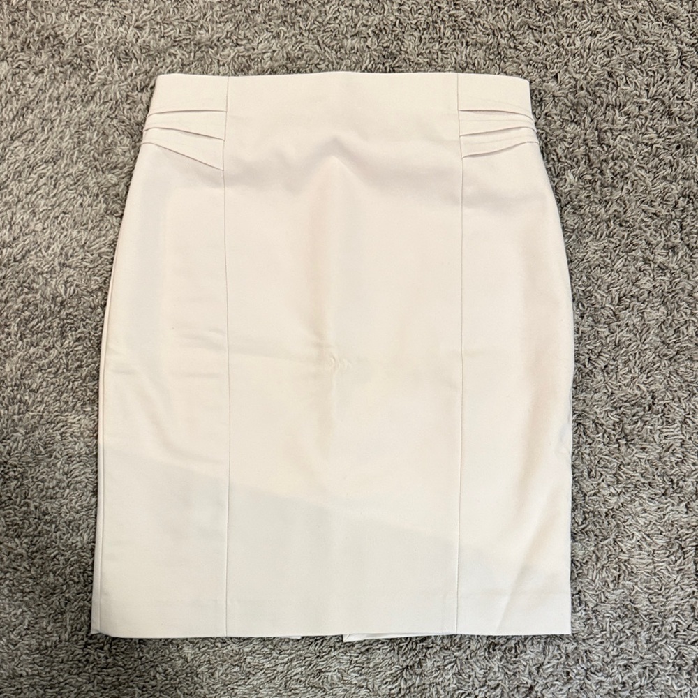 Express Cream/Pale Pink Pencil Skirt